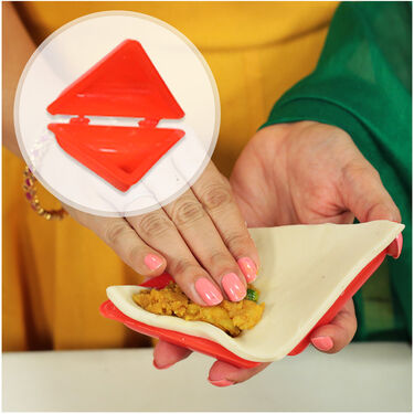 Chapati & Puri Maker + Free 6 Pcs Snack Maker (CP2)