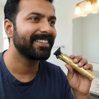 Stylish Golden Trimmer With Free Beard Pen (PMTB)